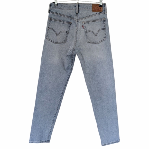 Levi's Wedgie Fit Ankle Jeans Light Wash Cotton Denim Button Fly Women's size 27 - Picture 4 of 16